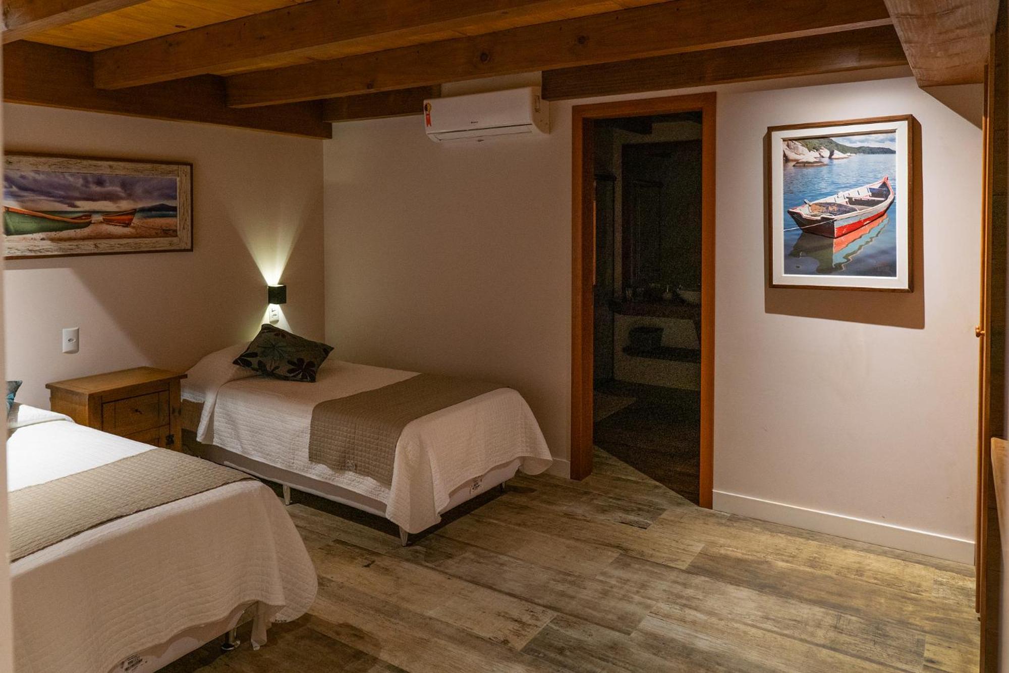 Hotel Atalaia Do Mariscal ボンビーニャス 部屋 写真